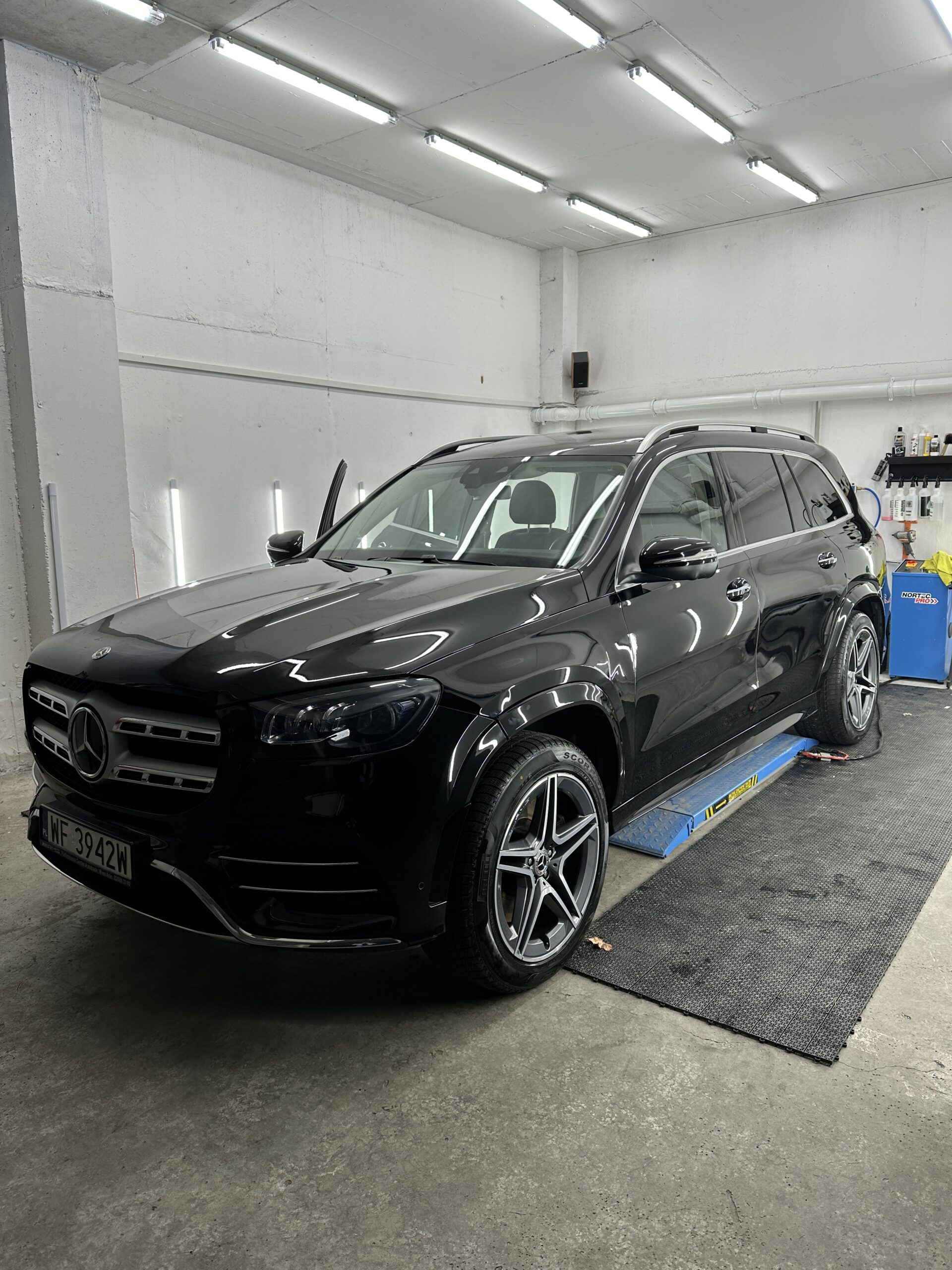 20241031_202640326_iOS